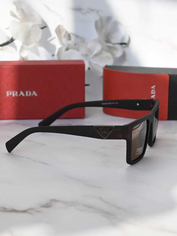 Unisex Brown frame and brown glasses - Image 3