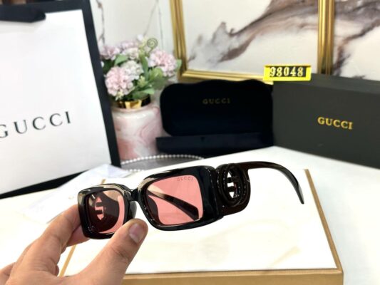 Black Rectangular Frame Sunglasses