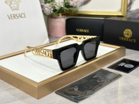 Mens Golden alphabet with black lensess sunglasses - Image 3