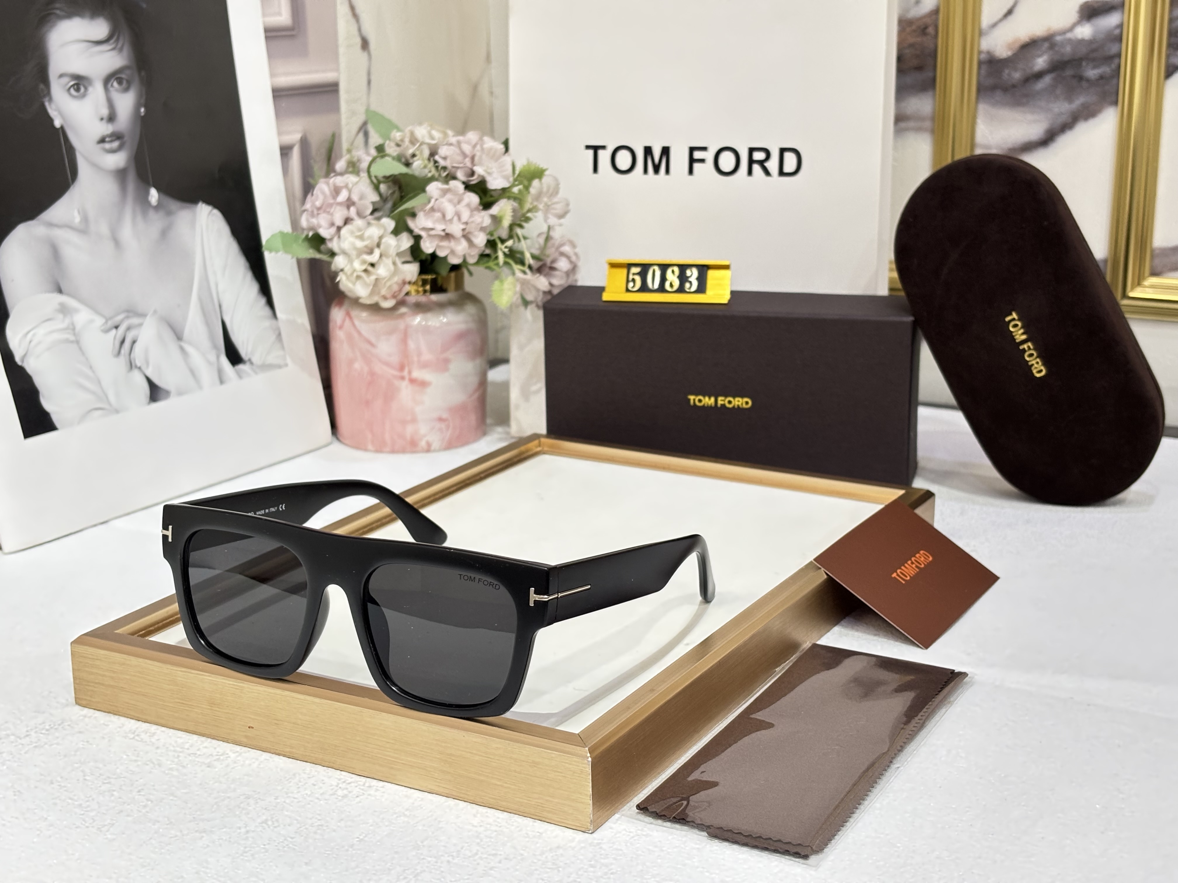 TF MENS BLACK SUNGLASSES