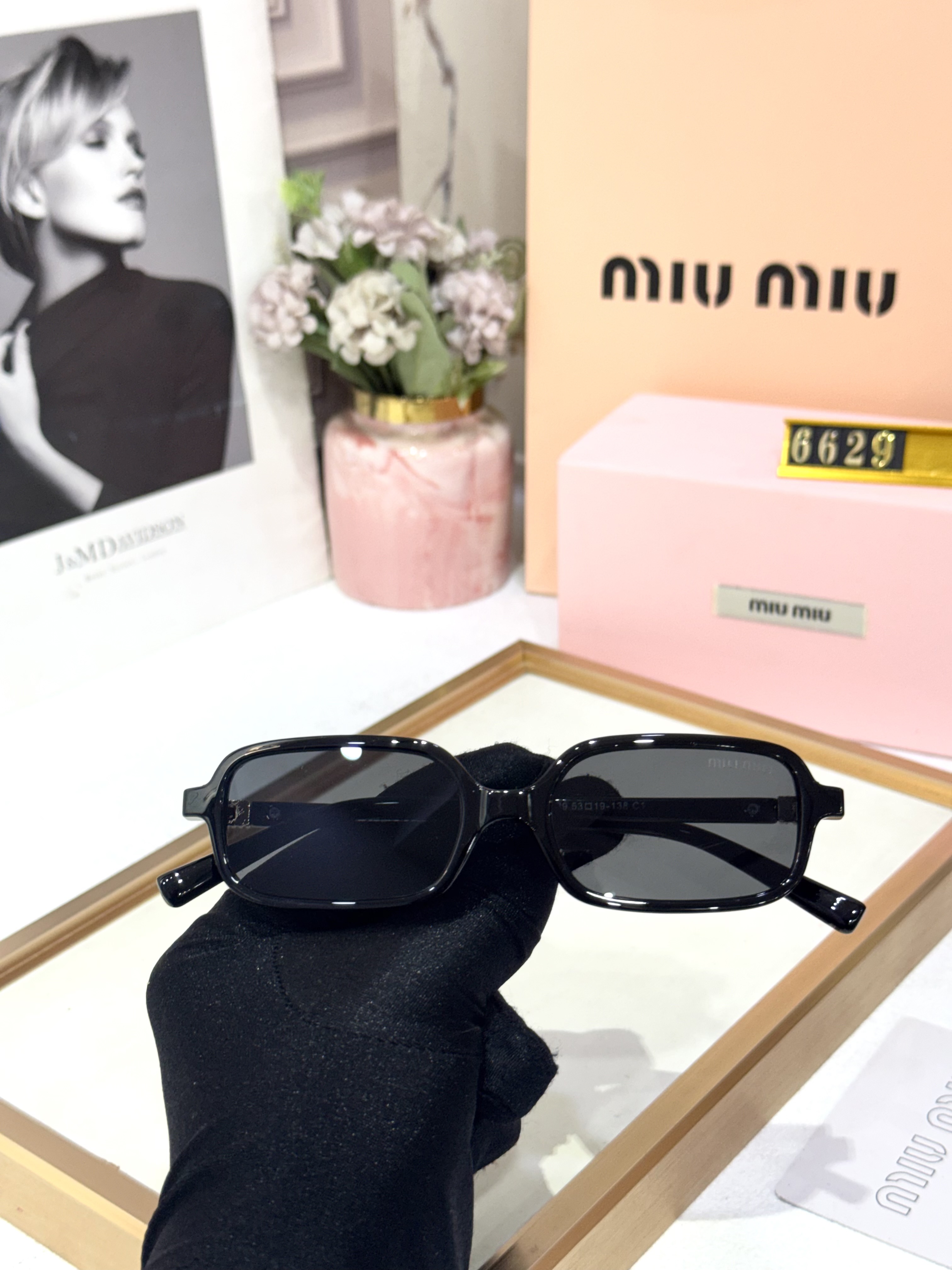 MM WOMENS SUNGLASSES - Image 4