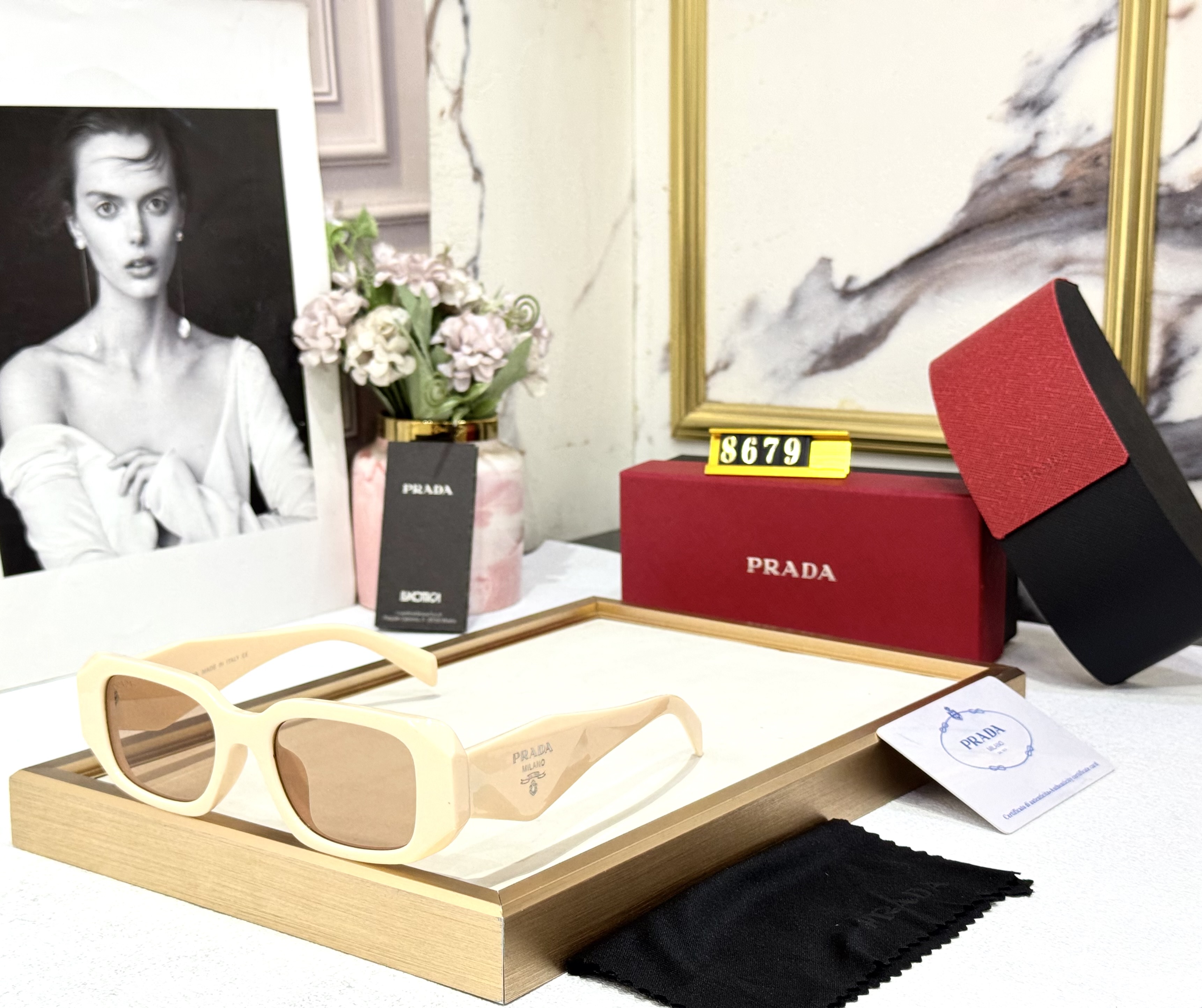 PR WOMENS SUNGLASSES