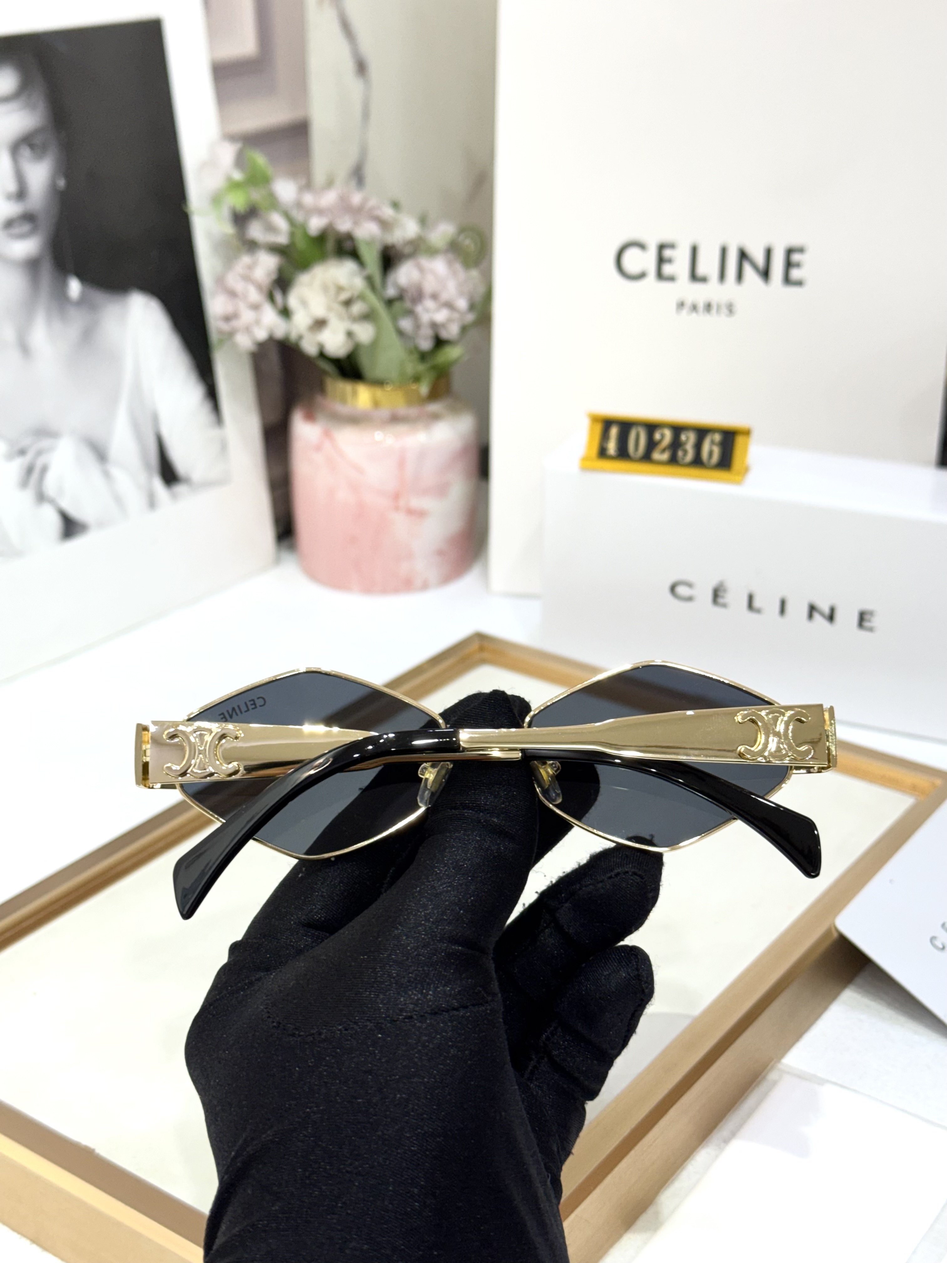 CL WOMENS SUNGLASSES - Image 3